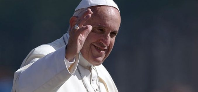 Папата именуваше кардинали за затвoрање на Светите врати
