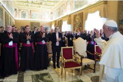 Папата Фрањо ги прими членовите на Групата Света Марта