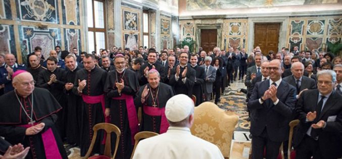Папата се заблагодари на организаторите на Јубилејот на милосрдието