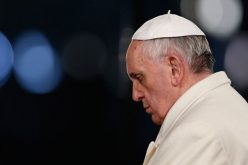 Папата упати сочувство до семејствата на жртвите во авионската несреќа