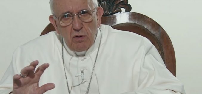 (Видео) Во декември Папата повикува на молитва за децата војници