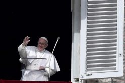 Папата: Црквата е повикана да го навестува Христос