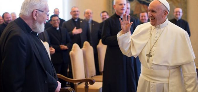 Папата: Одете храбро кон мисионерските граници