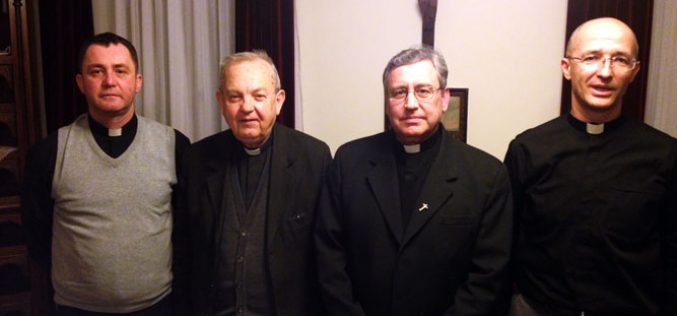 Бискупот Стојанов го посети Богословскиот факултет во Сараево