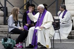 Папата повика за иницијативата „24 часа за Господ“