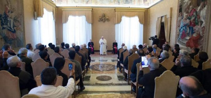 Папата ги прими во аудиенција членовите на редот сомасканци