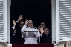 Папата: За Исус не сме странци, туку пријатели и браќа