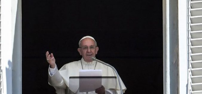 Папата: Да го признаеме злото во нас