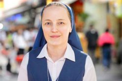 Поранешна панкерка и атеистка станала монахиња