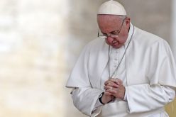 Папата изрази сочувство за жртвите од нападот во Барселона