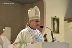 Проповед на бискупот Стојанов за празникот на света Мајка Тереза