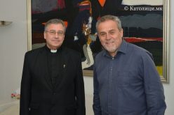 Бискупот Стојанов се сретна со градоначалникот на Загреб