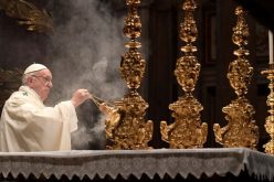 Папата: Да научиме како храбро да чукаме на Божјото срце