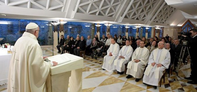 Папата: Молете се за корумпираните!