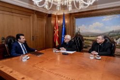 Апостолскиот нунциј Пекорари оствари средба со премиерот Заев