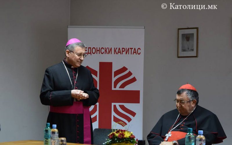 Кардинал Винко Пулиќ го посети Македонски Каритас