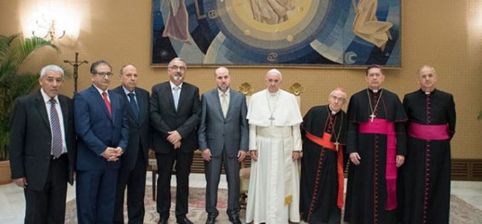 Папата во аудиенција ја прими палестинската делегација