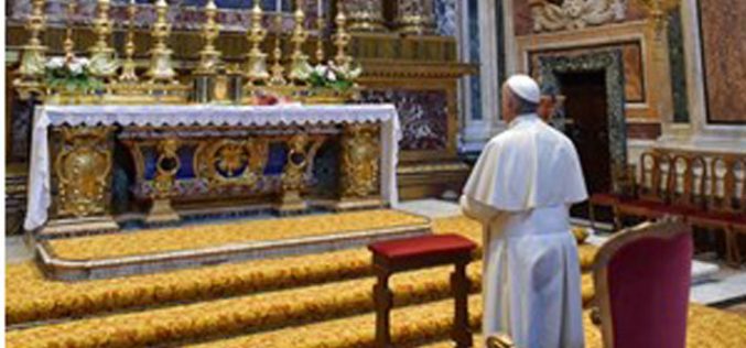 Папата се врати од апостолското патување во Чиле и Перу