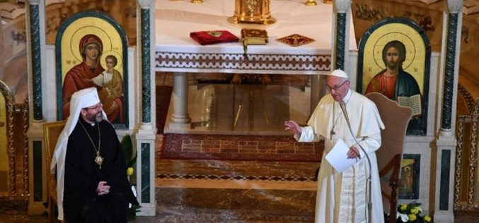 Папата ја посети украинската заедница во Рим