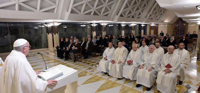 Папата: Нема вистинска понизност без понижувањето