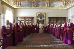 Папата ги прими членовите на Римската рота