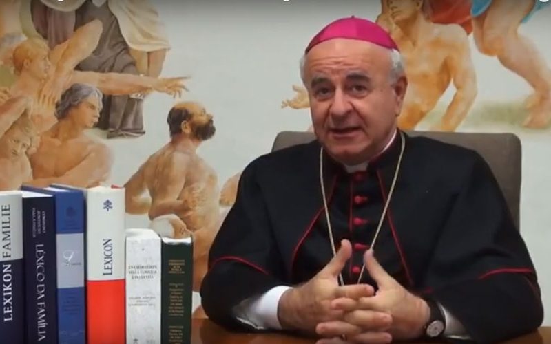 Папската академија за живот предупредува: Дали е на ред да се клонира човек?