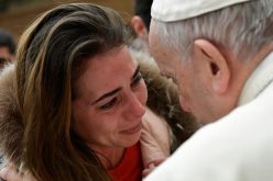 Папата Фрањо и жената, сила на љубов за светот