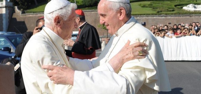 Папата Фрањо напиша предговор на книгата „Да се ослободи слободата“