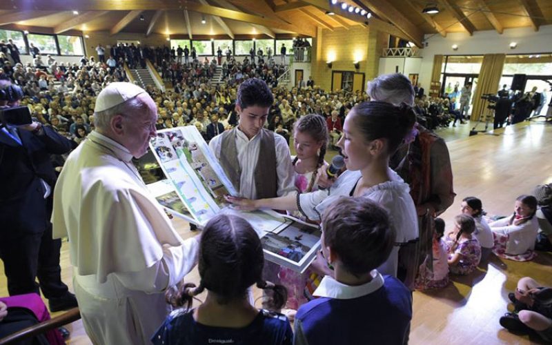 Папата ја посети Номаделфија