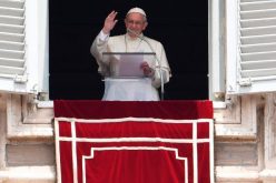Папата на Ангел Господов: Христијанинот не е изолирана личност