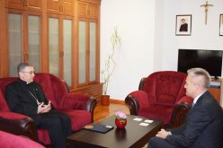 Бискупот Стојанов го прими државниот секретар за Хрвати надвор од Хрватска