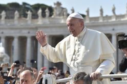 Папата Фрањо на аудиенцијата: Бог не е господар, туку Отец