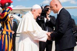 Папата во посета на Женева
