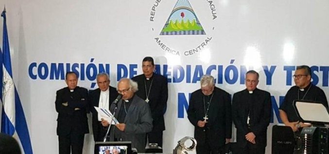 Папата Фрањо се моли за Никарагва
