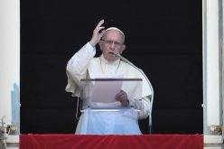 Папата: Да примиш Причест значи да Го примиш живиот Христос