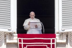 Папата: Делата не смеат да бидат загадени со световниот менталитет