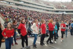 Околу 40 илјади Полјаци на стадион молеа за Синодата