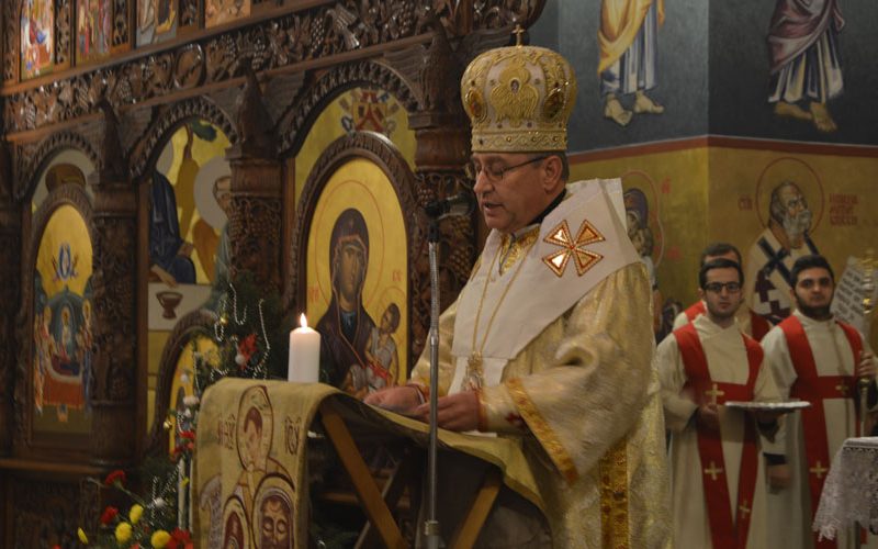 Епископот Стојанов служеше Божиќна Литургија во Струмица