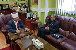 Бискупот Стојанов оствари средби со поглаварите на ИВЗ и МПЦ