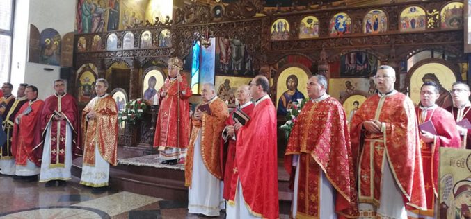 Бискупот Стојанов на Велики Четврток служеше света Литургија во Струмица