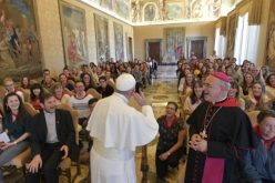 Папата до младите: Црквата има потреба од вашата вера