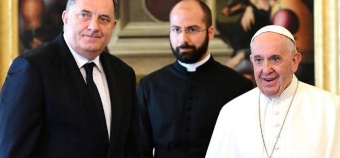 Папата Фрањо го прими Претседателот на претседателството на Босна и Херцеговина