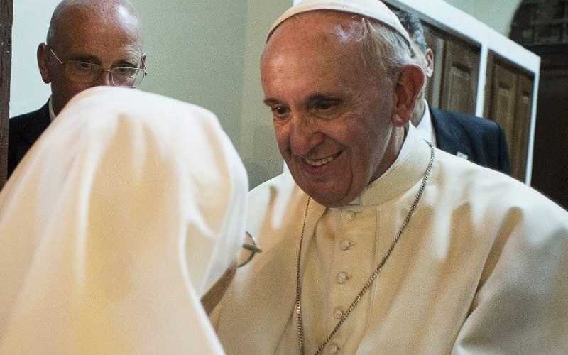 Папата за убиената монахиња: Уште една жена која го даде својот живот за Исус служејќи на сиромашните