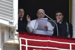 Папата: Отворениот разговор со Исус ја зацврстува во нас желбата да Го следиме