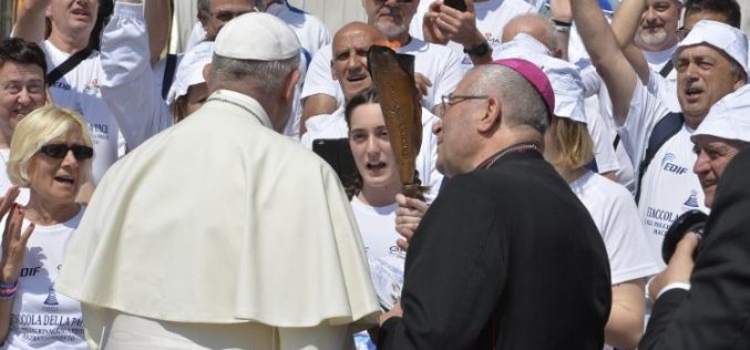 Папата: Единството не ја одзема оправданата различност