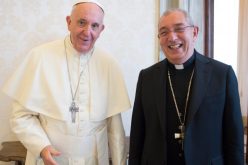 Верниците од Римската бискупија ќе имаат духовденско бдение со папата Фрањо