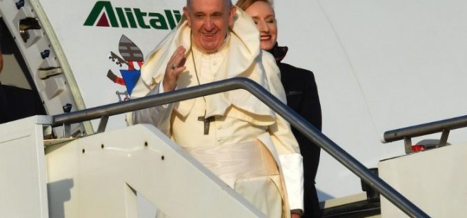 Папата ја заврши Апостолската посета на Африка
