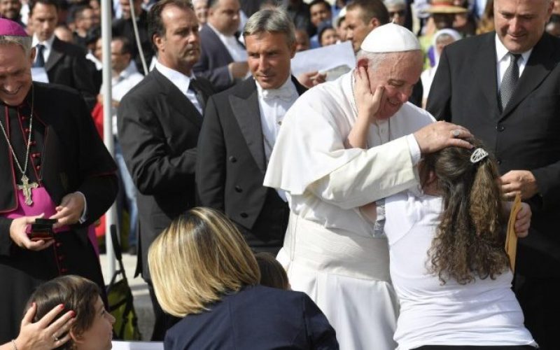 Папата Фрањо: Само она што носи Божји потпис трае
