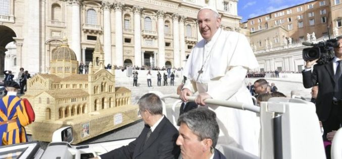 Папата: Мачениците не се вештачки светци, туку вистински победници