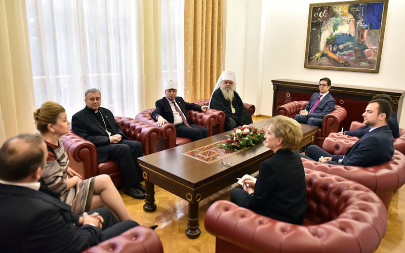Поглаварите на верските заедници на средба со претседателот Пендаровски
